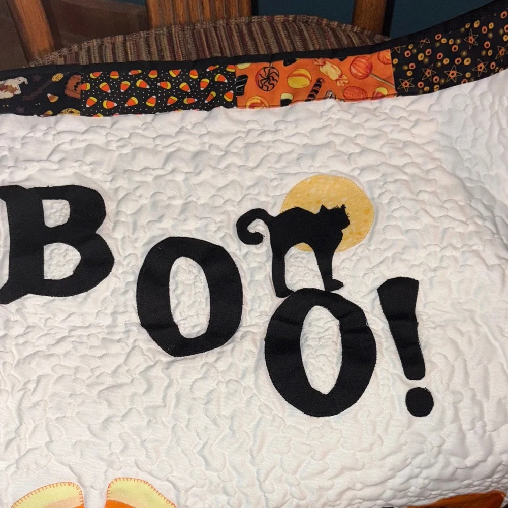 Halloween Themed Quilted Throw Blanket - Picture 3 of 8